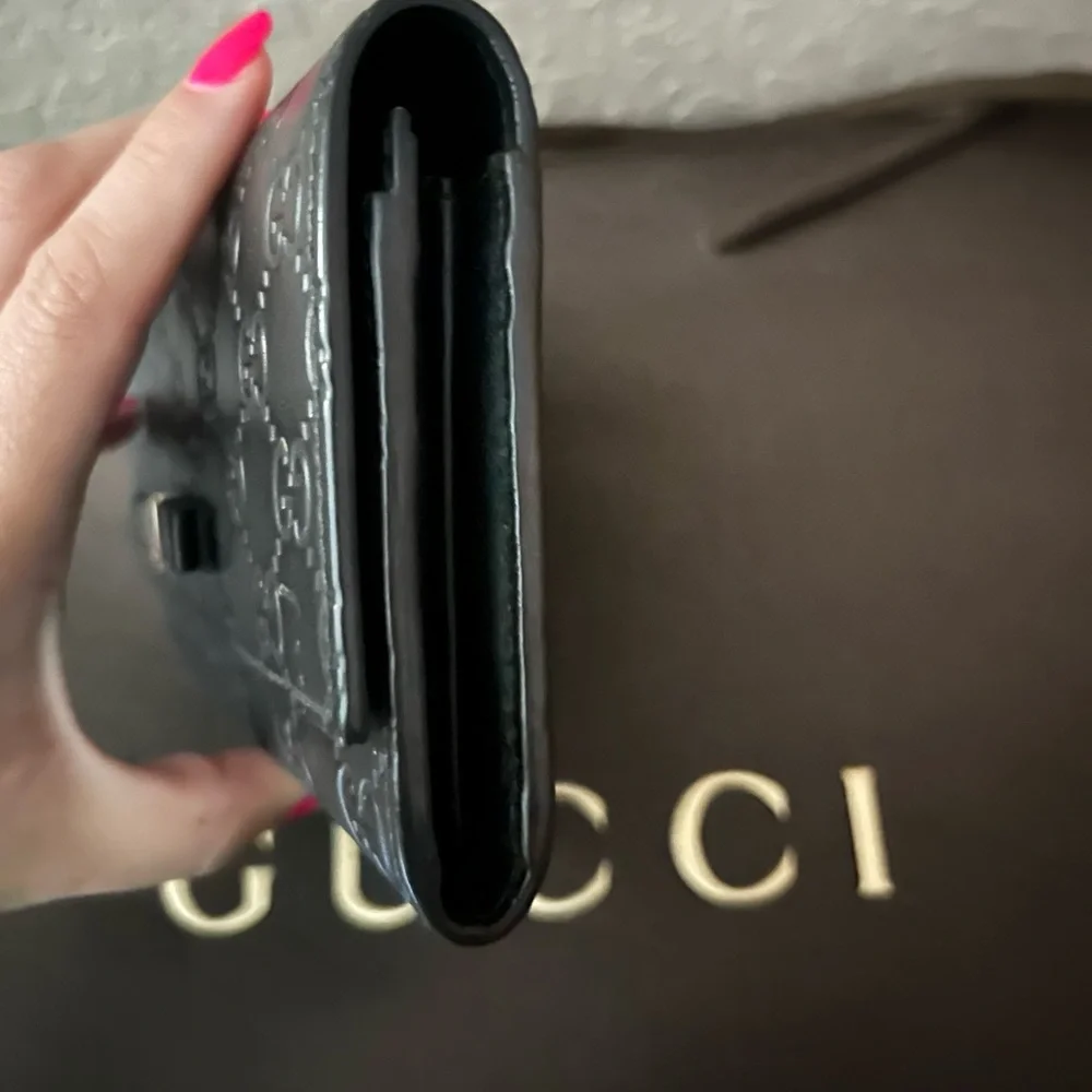 ❌SOLD❌Gucci Guccissima Wallet - Picture 3 of 9